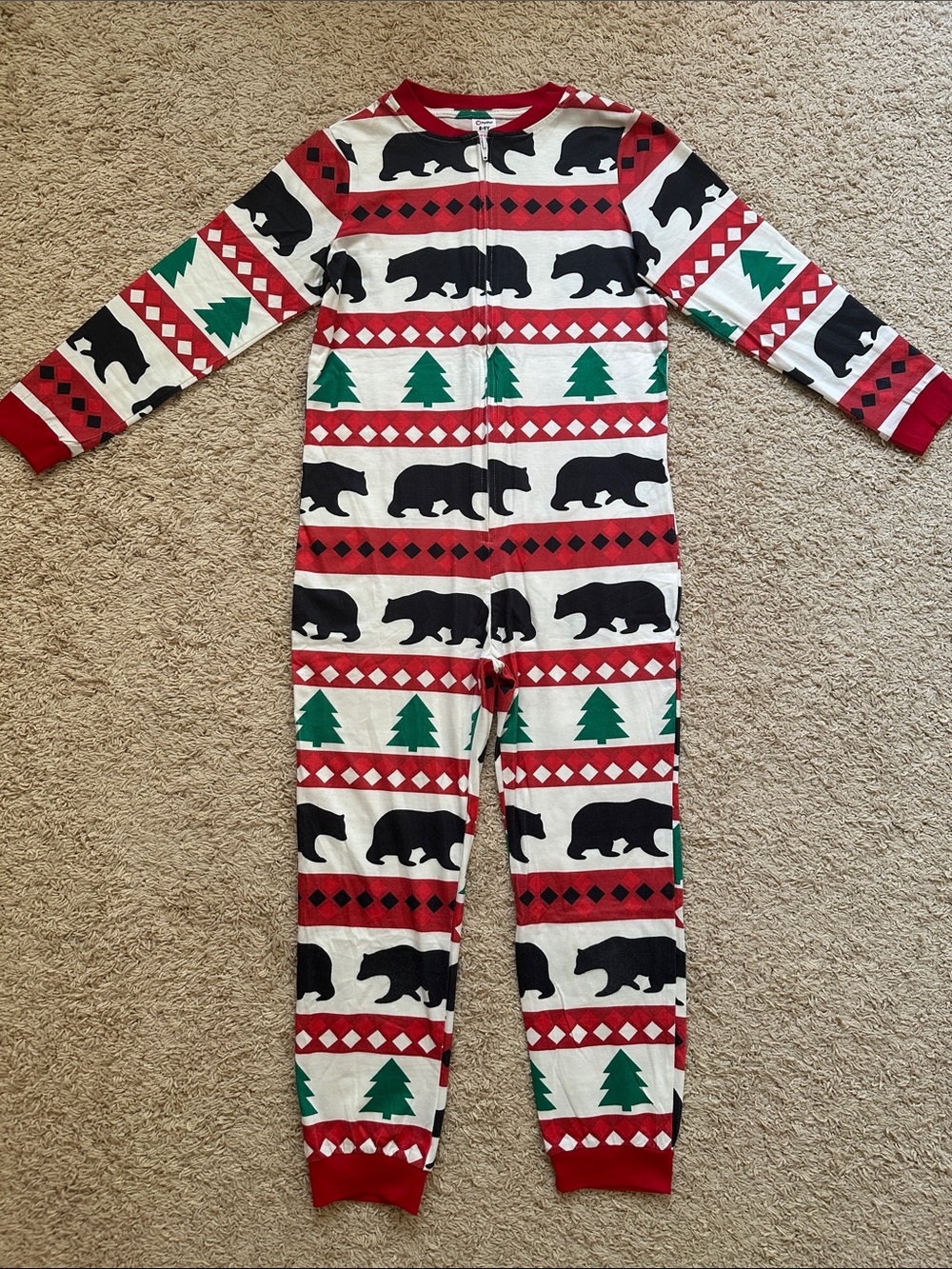 PatPat Red, Black & Green Bear and Tree Zip-Up Pajamas